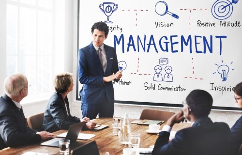 management-coaching-business-dealing-mentor-concept_53876-133858
